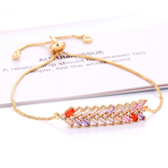 Chevron Arrows Multi-stone Gold Slider Bracelet - Picture 3 of 3